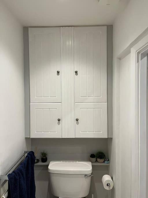Gorgeous 2 Bedroom Flat In Charming Swiss Cottage London Eksteriør billede